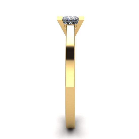 Princess Cut Diamond Ring in 18K Yellow Gold,  Enlarge image 3
