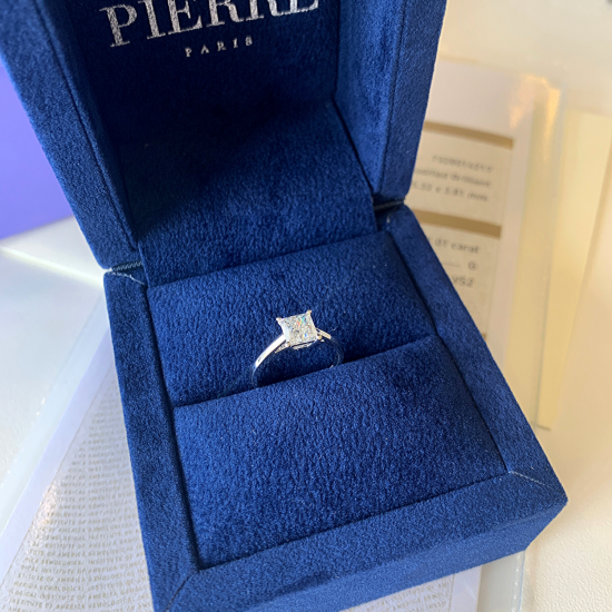 Princess Cut Diamond Ring in 18K Rose Gold,  Enlarge image 5