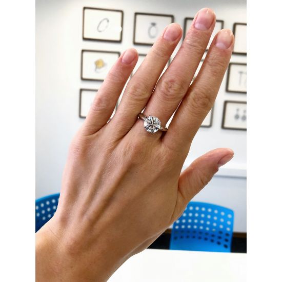 Designer Ring with White Diamond, Enlarge image 1