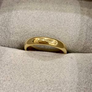 Classic 6 mm Wedding Ring in 18K White Gold