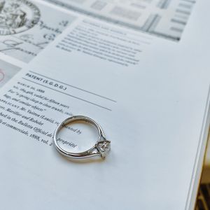 Classic Diamond Ring with One Diamond - Photo 3