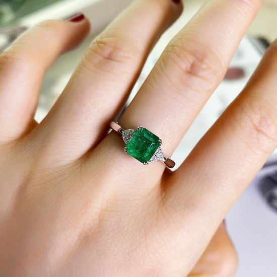 3 carat Emerald Ring with Triangle Side Diamonds ,  Enlarge image 4