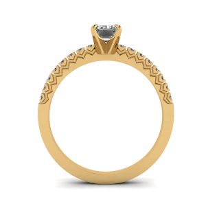 V Style Emerald Cut Diamond Ring Yellow Gold - Photo 1