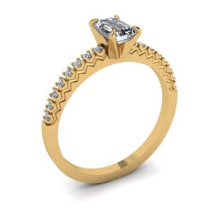 V Style Emerald Cut Diamond Ring Yellow Gold - Photo 3