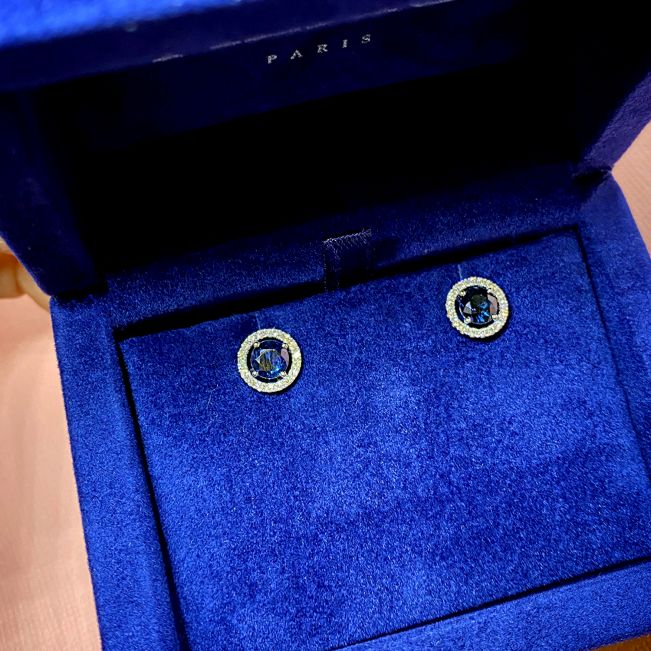 Sapphire Stud Earrings with Detachable Diamond Halo Yellow Gold - Photo 5