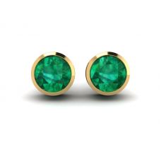 Emerald Stud Earrings in Yellow Gold