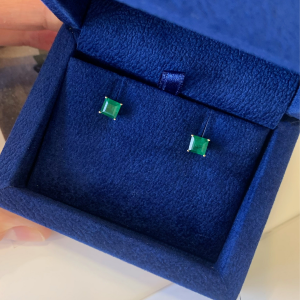 1.60 ct Square Emerald Stud Earrings - Photo 2