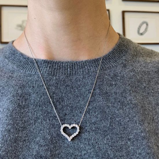 Diamond Heart Necklace in 18K Rose Gold,  Enlarge image 3