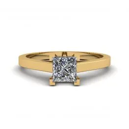 Princess Cut Diamond Ring in 18K Yellow Gold