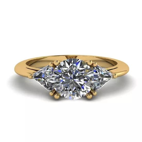 Three Diamond Ring in 18K Yellow Gold, Enlarge image 1