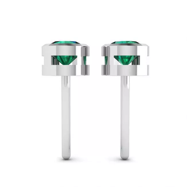 Emerald Stud Earrings in White Gold - Photo 1