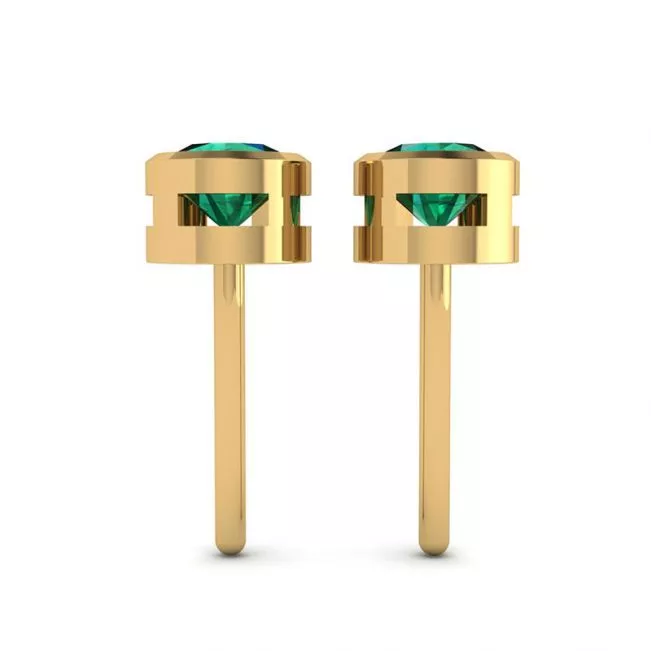 Emerald Stud Earrings in Yellow Gold - Photo 1